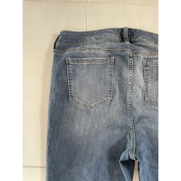 Torrid Ultra Skinny Jeans Distressed Cut Off Frayed Stretch - Picture 10 of 13